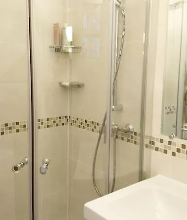 Impeccable & Typical In The Marais Paris