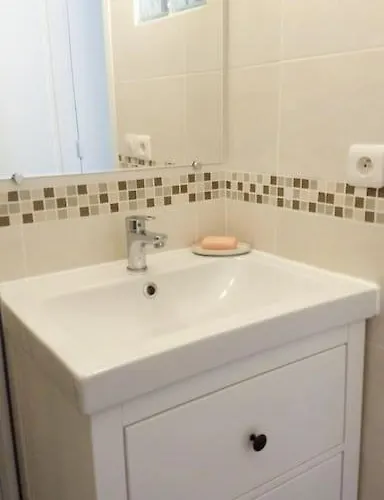 Impeccable & Typical In The Marais *